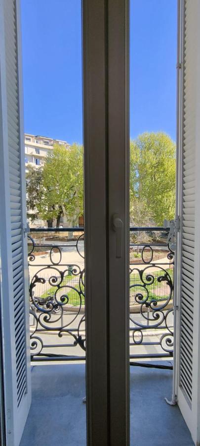 Grand Appartement Centre Ville مارسيليا المظهر الخارجي الصورة