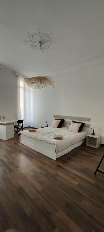 Grand Appartement Centre Ville مارسيليا المظهر الخارجي الصورة